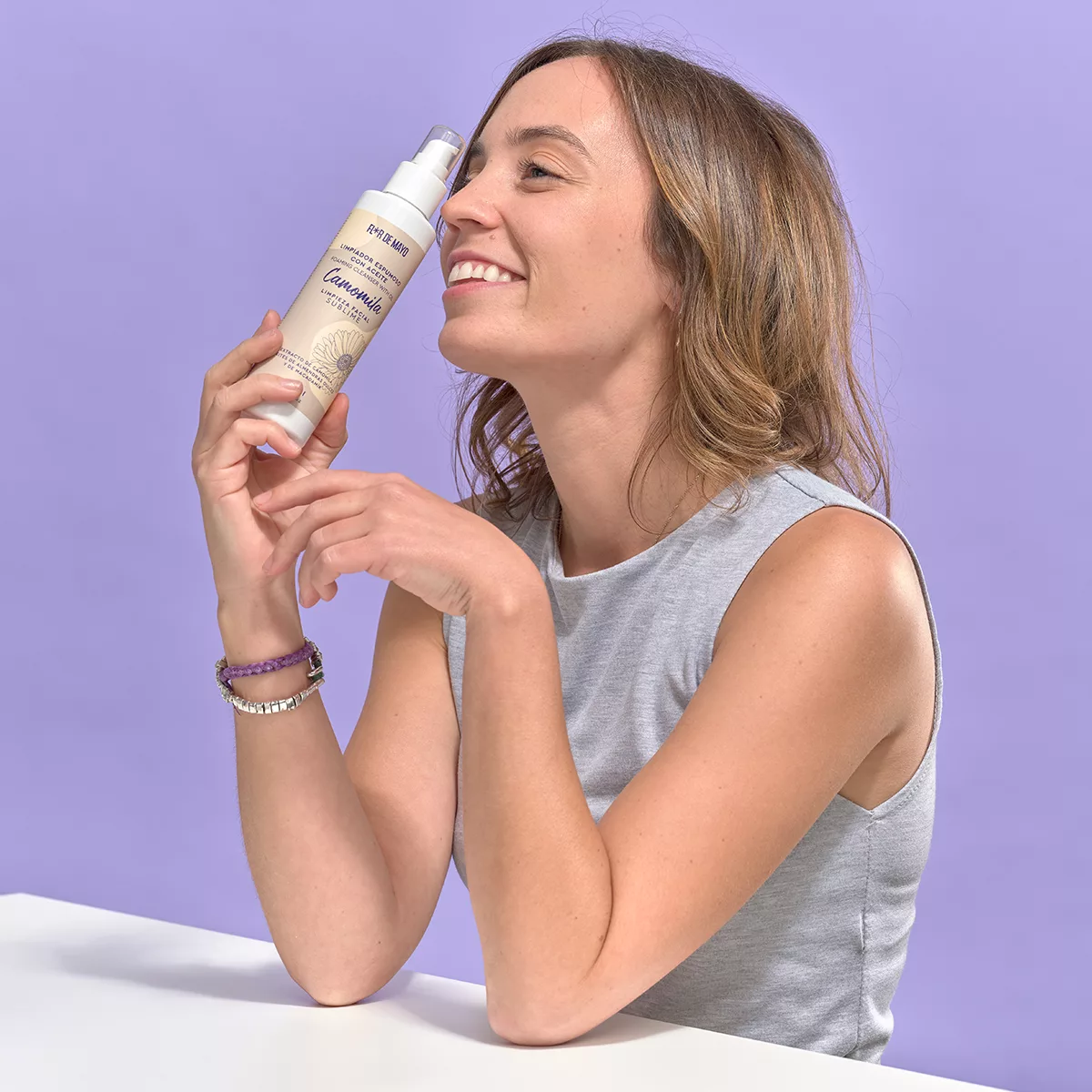 Limpiador Espumoso con aceite Camomila